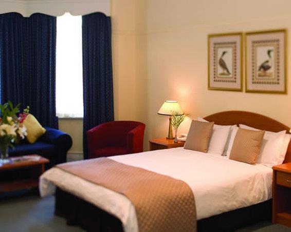 Hotel Charsfield Melbourne Room photo