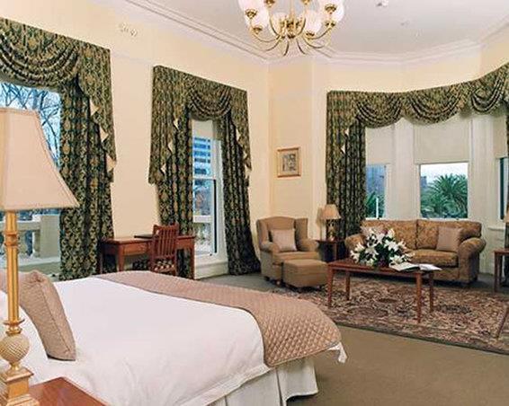 Hotel Charsfield Melbourne Room photo